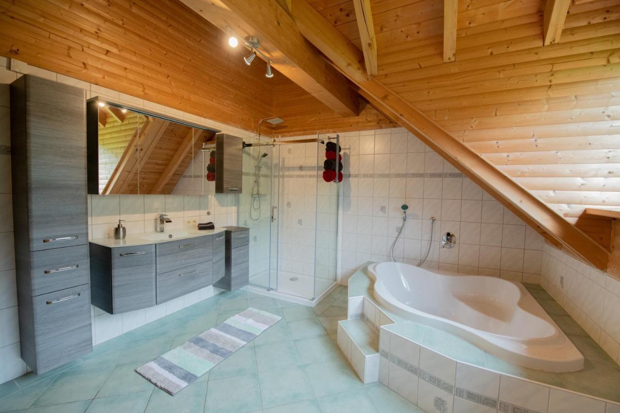 Betzemuehle 1 Bauernhof Daire Altenschlirf Dış mekan fotoğraf